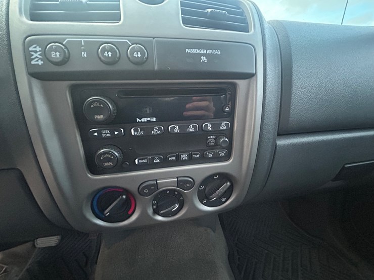 2006-chevrolet-colorado-image-40