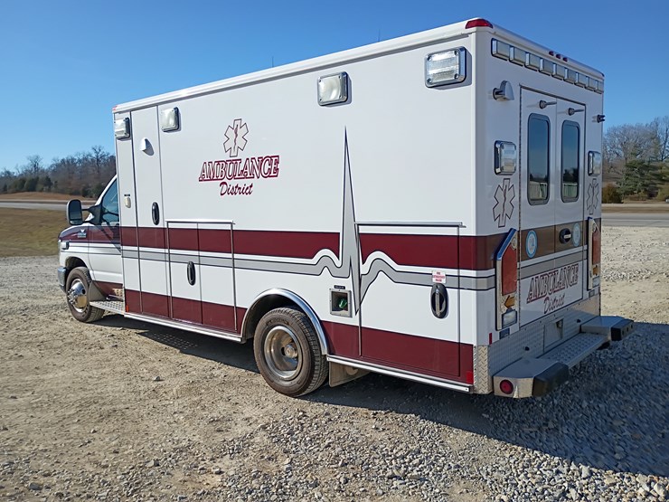 2009-ford-e450-image-6