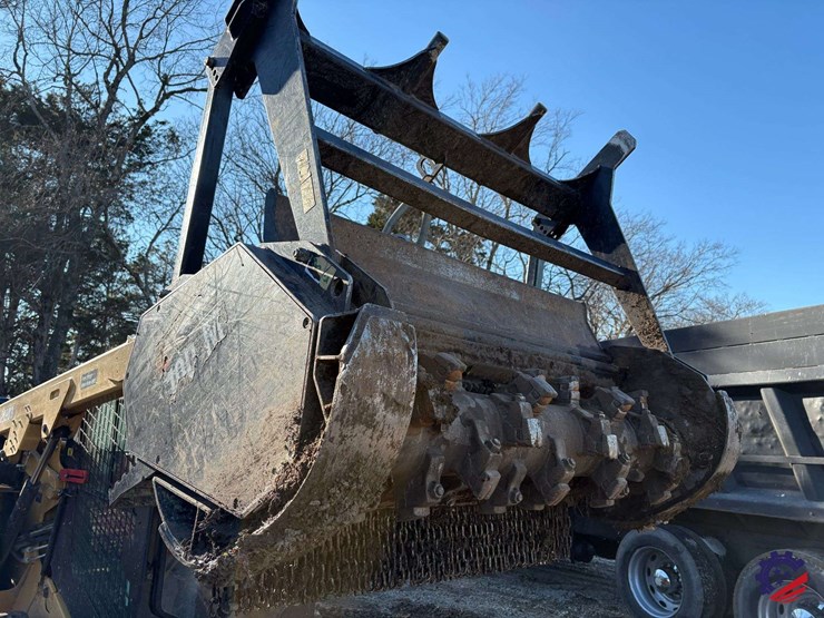 cat-hm315c-mulcher-attachment-image-20