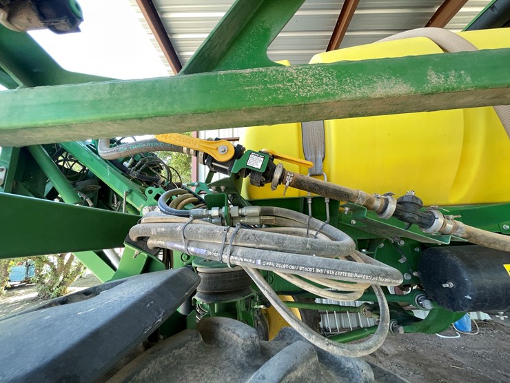 2019-john-deere-r4023-image-14