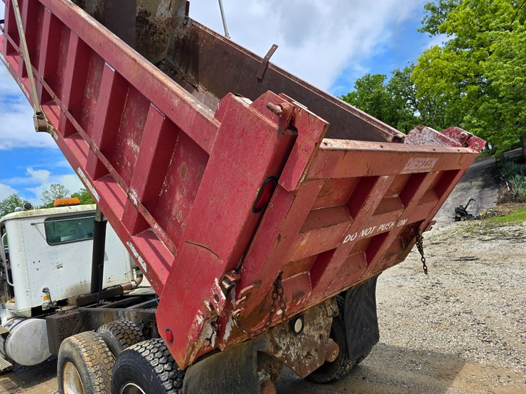 1994-mack-ch613-image-79