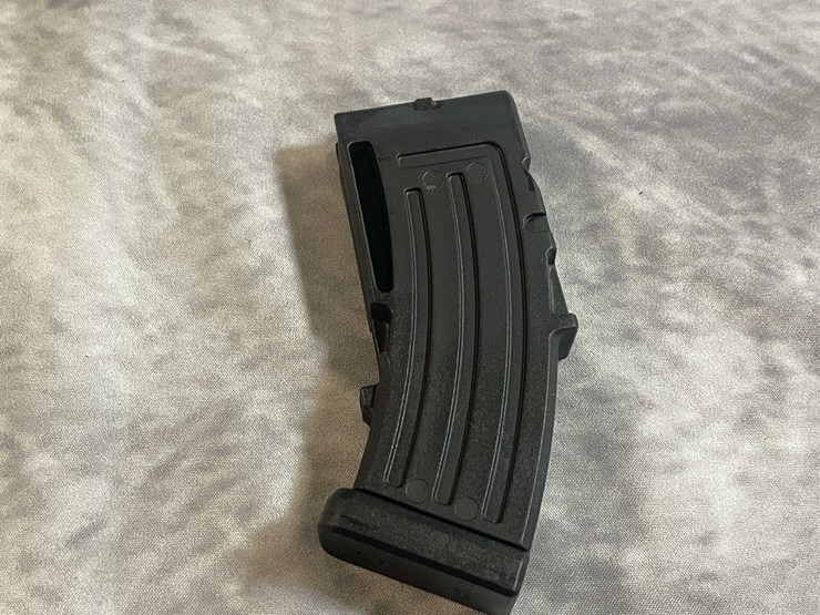 #2738-•-rock-island-tm-22-22-lr-semi-auto-rifle,-sn:-tg970-22a114513-image-18