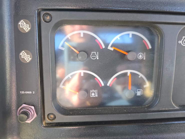 1999-caterpillar-d6r-xl-image-103