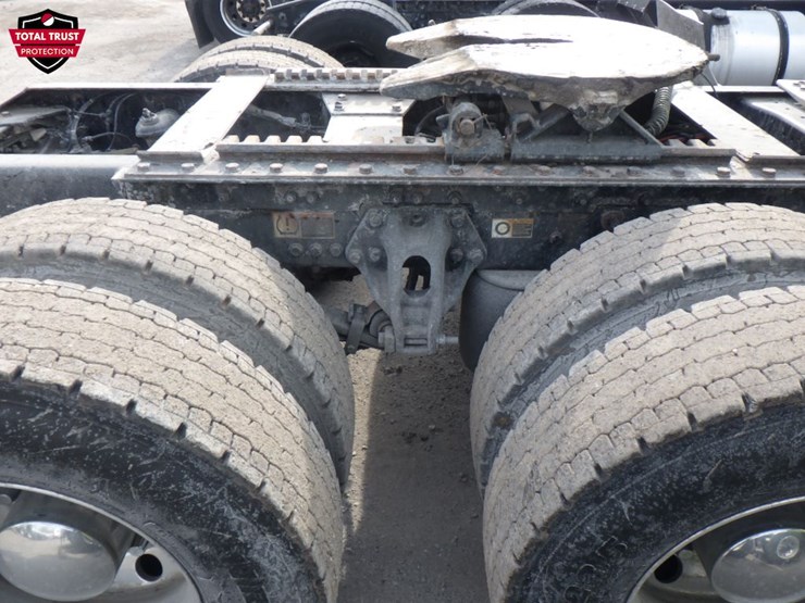 2019-kenworth-t880-image-6