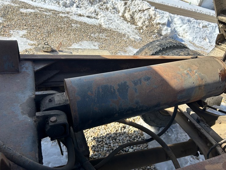 1984-ford-f700-image-45