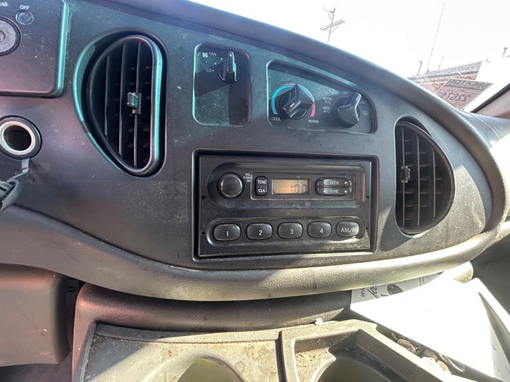 2006-ford-e450-image-77