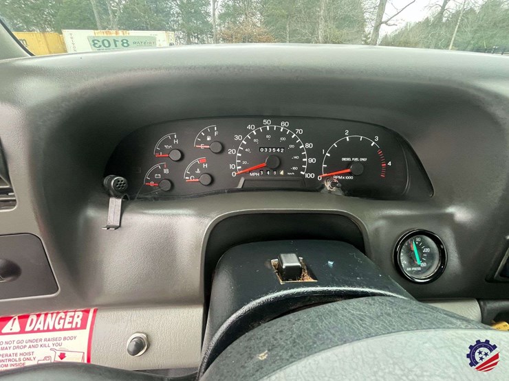 2004-ford-f650-image-81