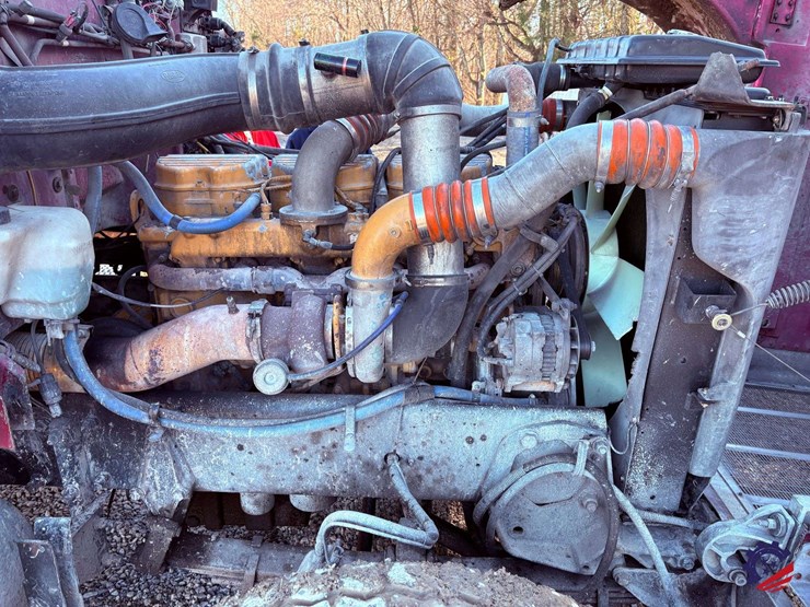 1999-peterbilt-357-image-54