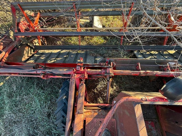 1976-versatile-400-image-5