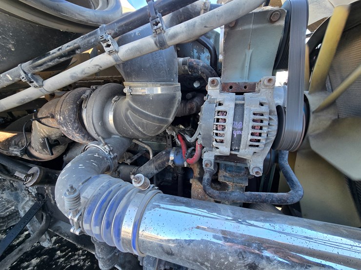 2012-freightliner-coronado-132-image-50