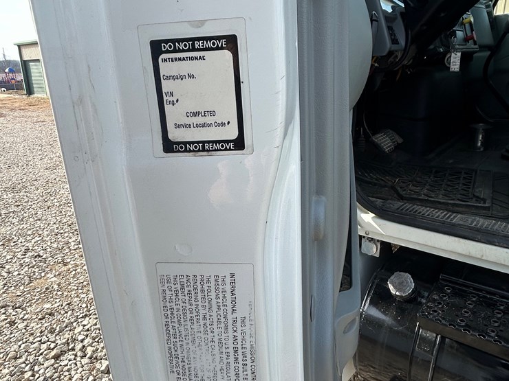 2007-international-durastar-4300-image-72