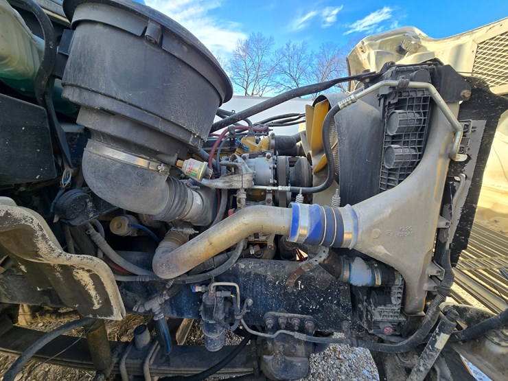 2005-caterpillar-c9-image-29