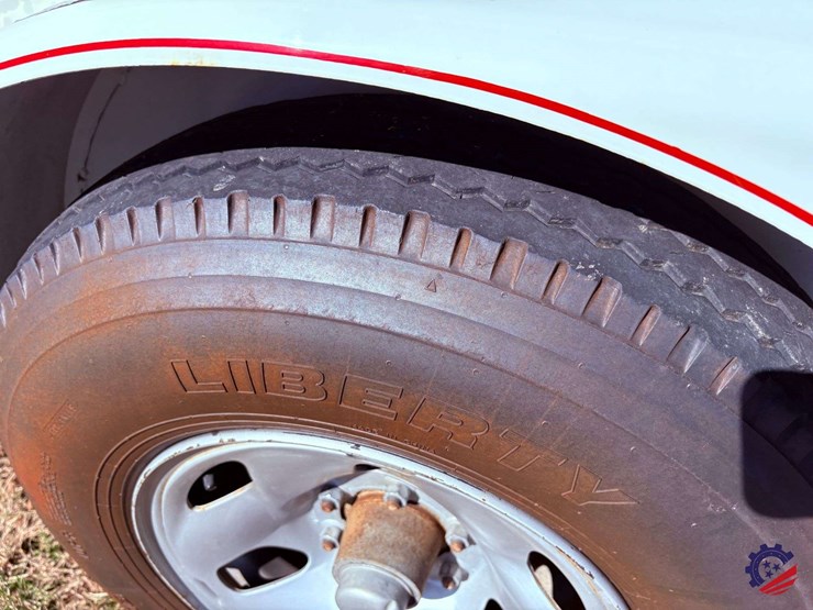 2007-delta-t/a-enclosed-gooseneck-trailer-image-38