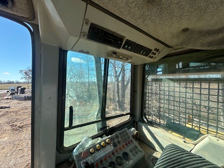 2004-deere-755c-image-86