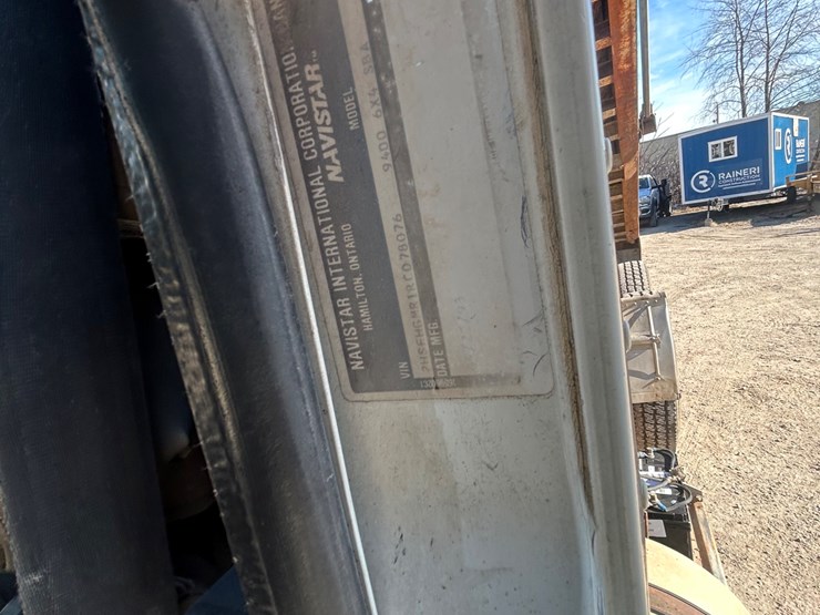 1994-international-9400-image-97