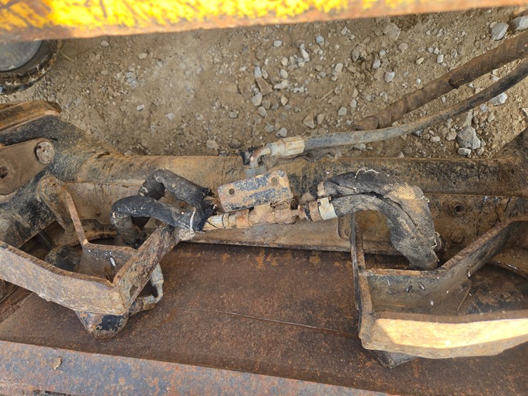 caterpillar-287c-image-71