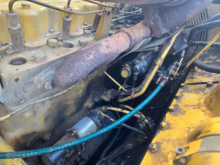 caterpillar-d25c-image-42