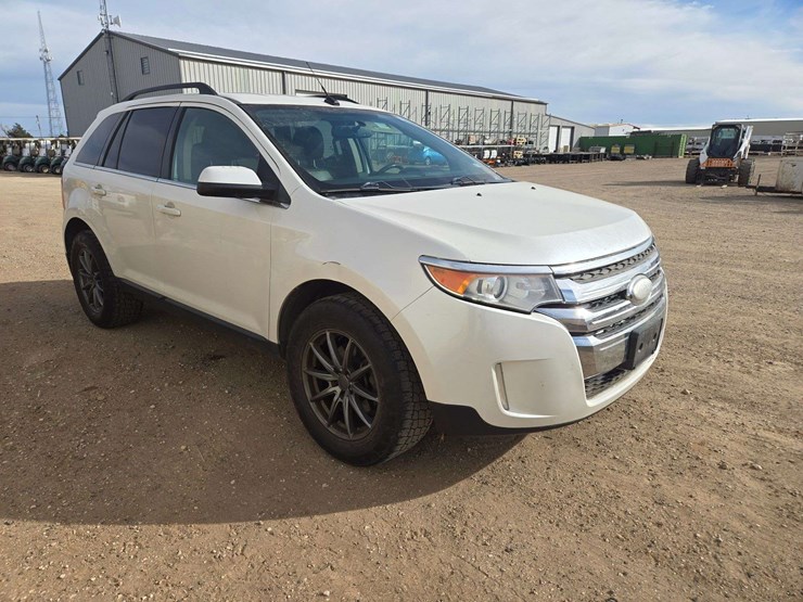 2014-ford-edge-image-2