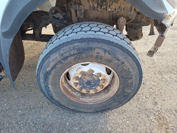 2011-international-workstar-7500-image-3