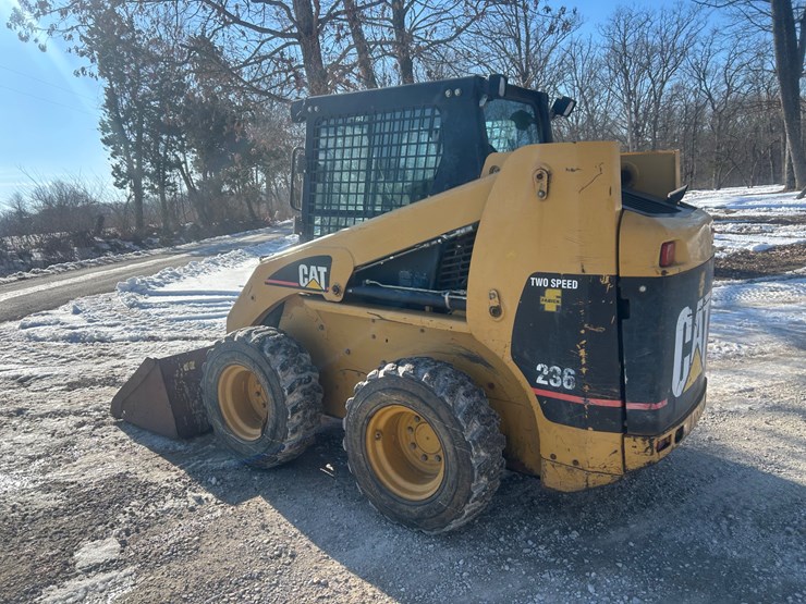 2003-caterpillar-236-image-7