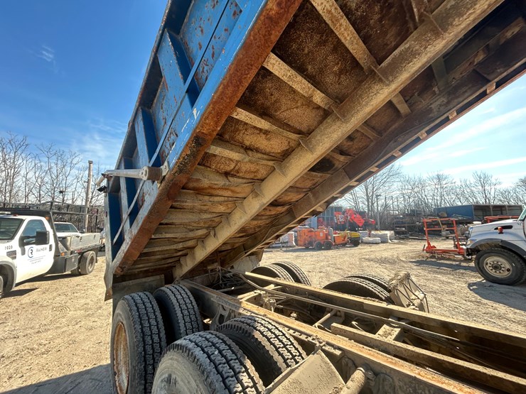 1994-international-9400-image-80