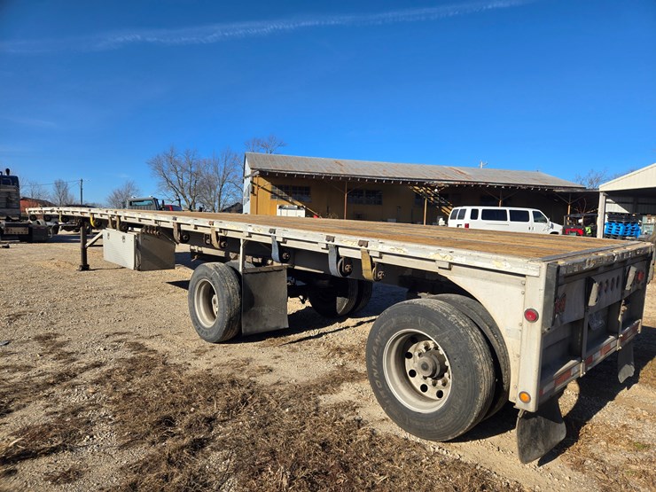 2000-reitnouer-flatbed-image-15