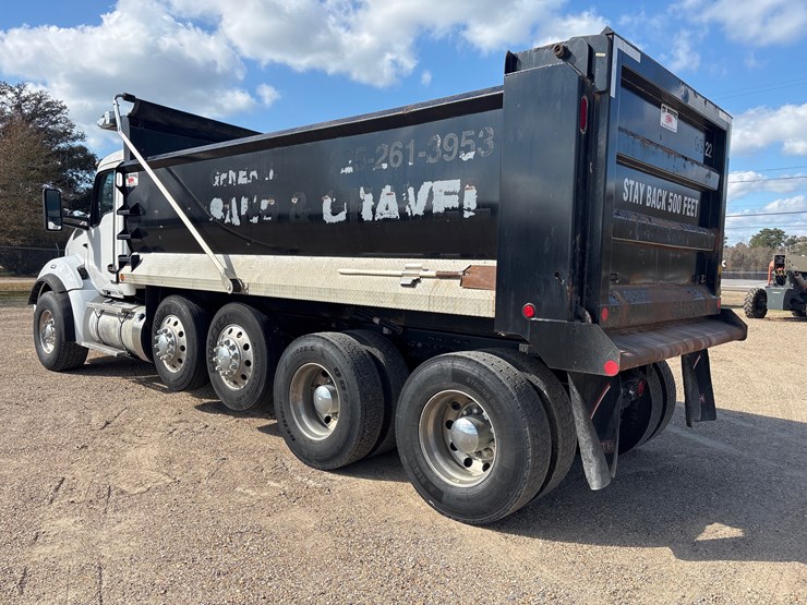 2024-kenworth-t880-image-4