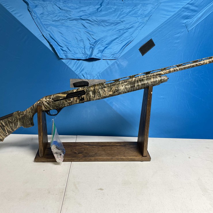 #2775 • Stoeger M3500 12 Ga. Semi-Auto Shotgun, SN: 75-H24YT-011536