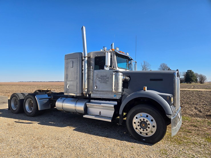 1986-kenworth-w900b-image-27