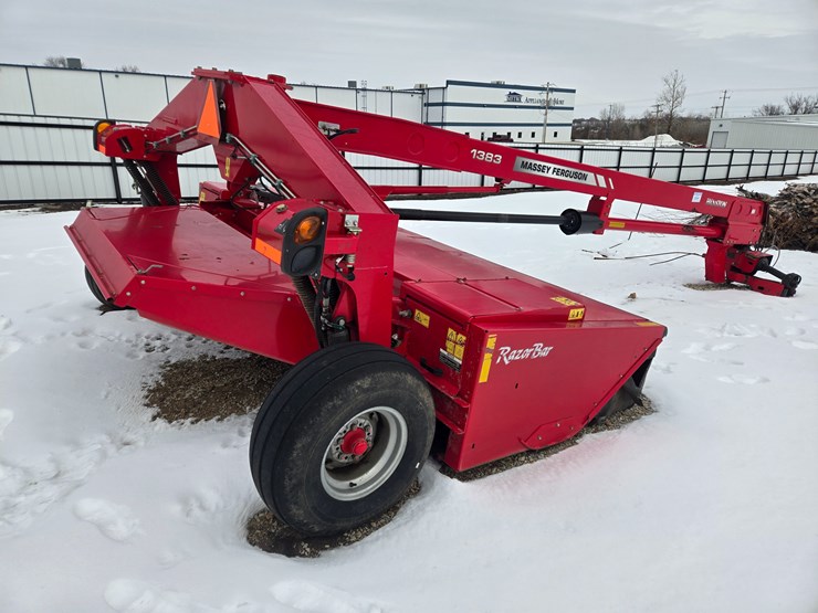 massey-ferguson-1383-image-11