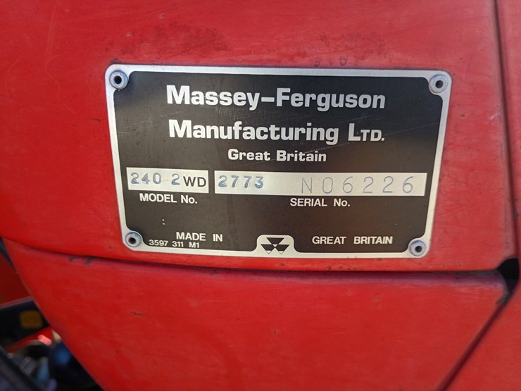 1983-massey-ferguson-240-image-52