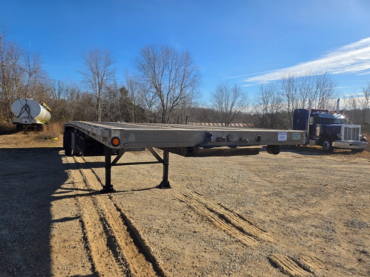 2000-reitnouer-flatbed-image-30