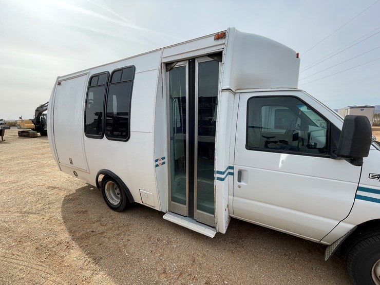 1998-ford-e350-image-4