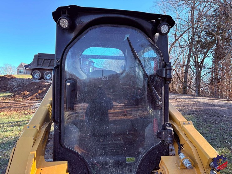 2020-caterpillar-289d3-image-28