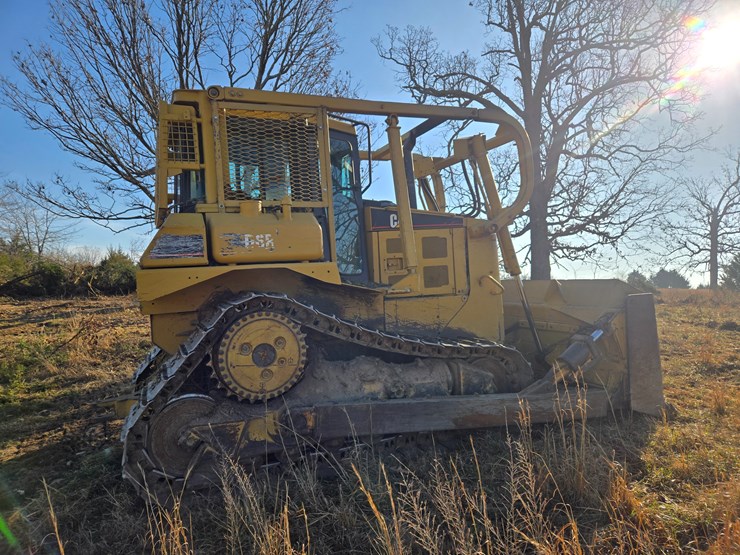 2002-caterpillar-d6r-image-17