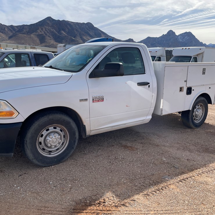 2012 DODGE 2500