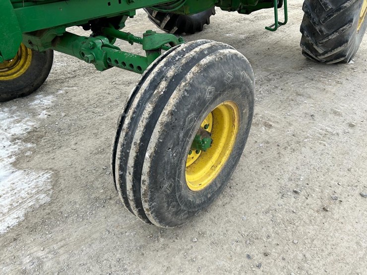john-deere-4320-image-9