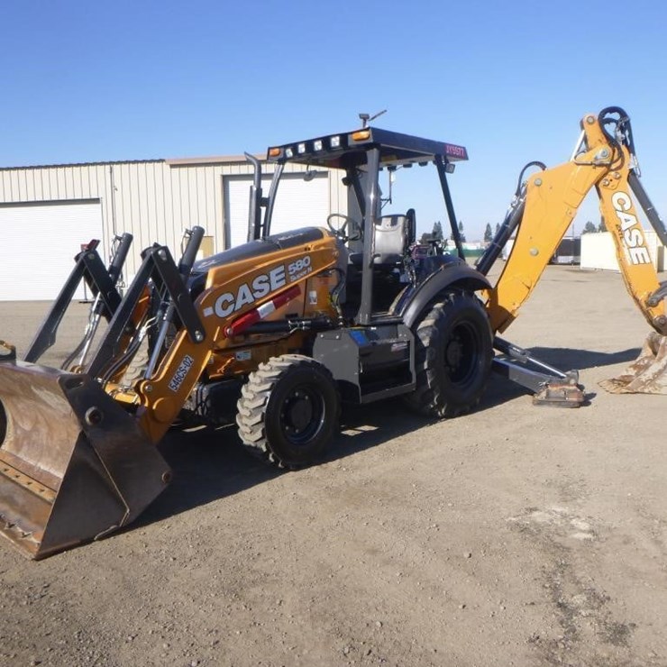 2018 CASE 580SN