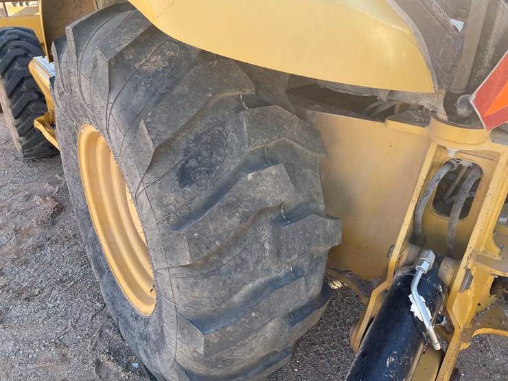 2012-caterpillar-420e-image-10