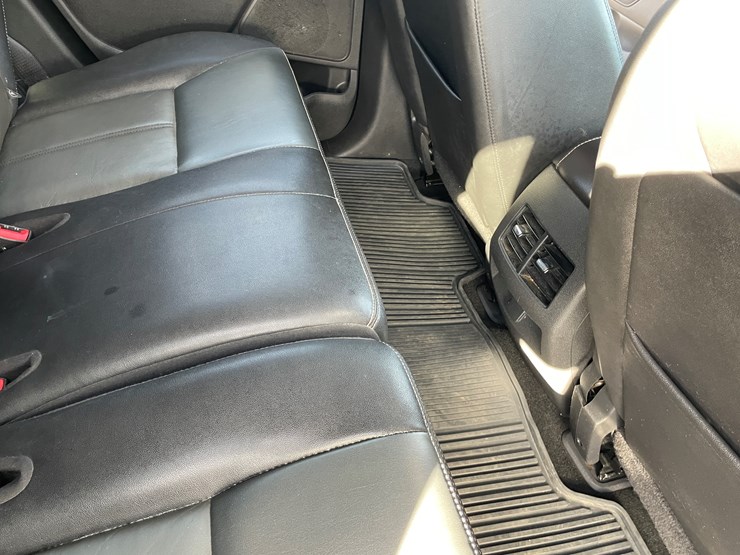 2013-ford-edge-image-14