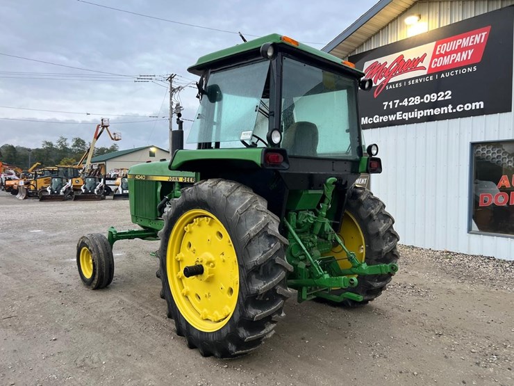 john-deere-4040-image-3