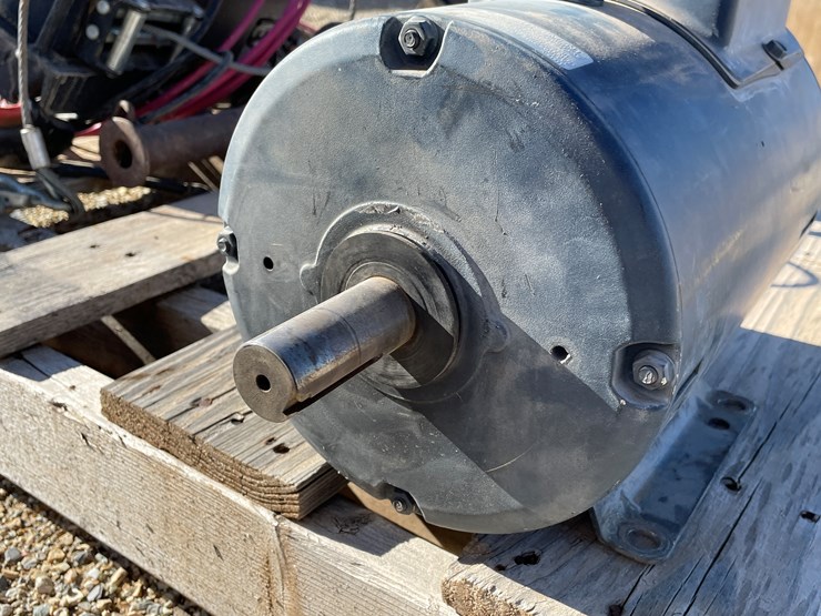 #3129-•-lot-3129-image-3