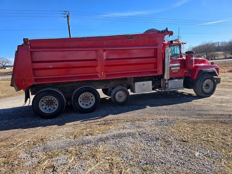 1998-mack-rd688s-image-16