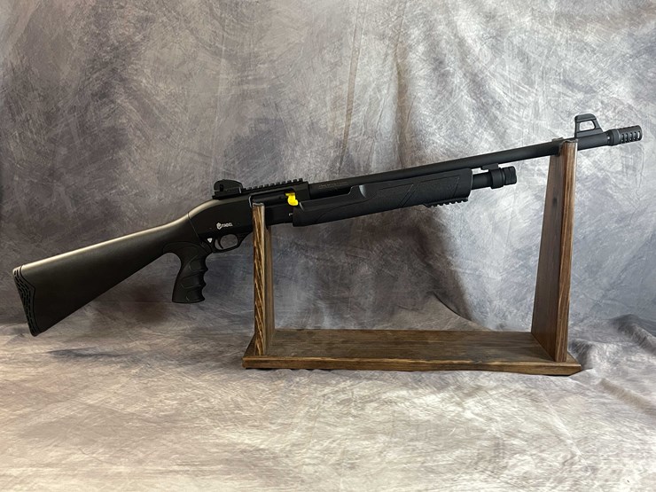 #2385-•-citadel-12-ga.-pump-action-shotgun,-sn:-205-24mbu815-image-2