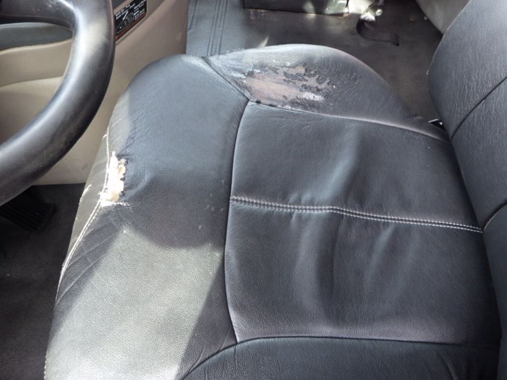 2015-freightliner-cascadia-125-image-18