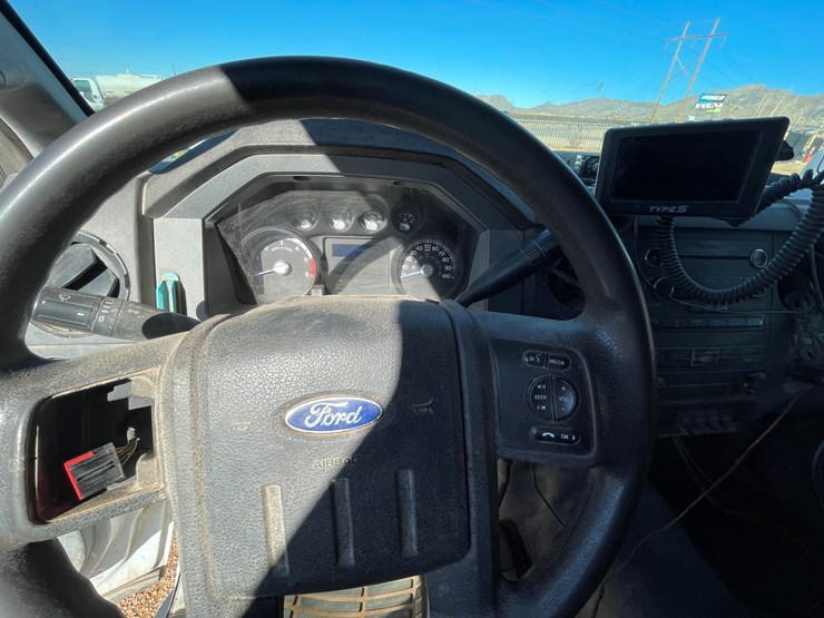 2013-ford-f450-image-56