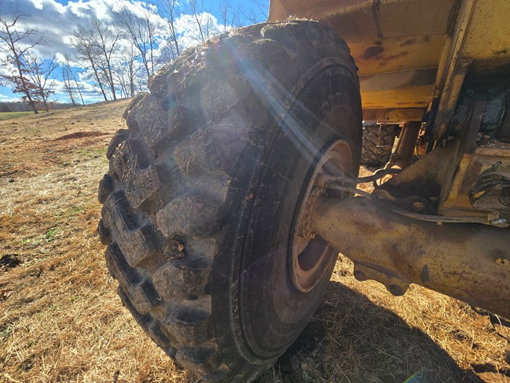 caterpillar-d25c-image-79