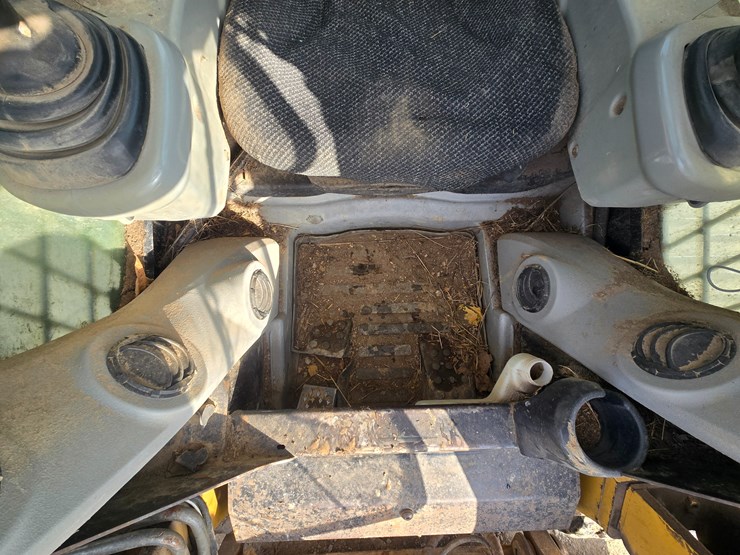 caterpillar-287c-image-26