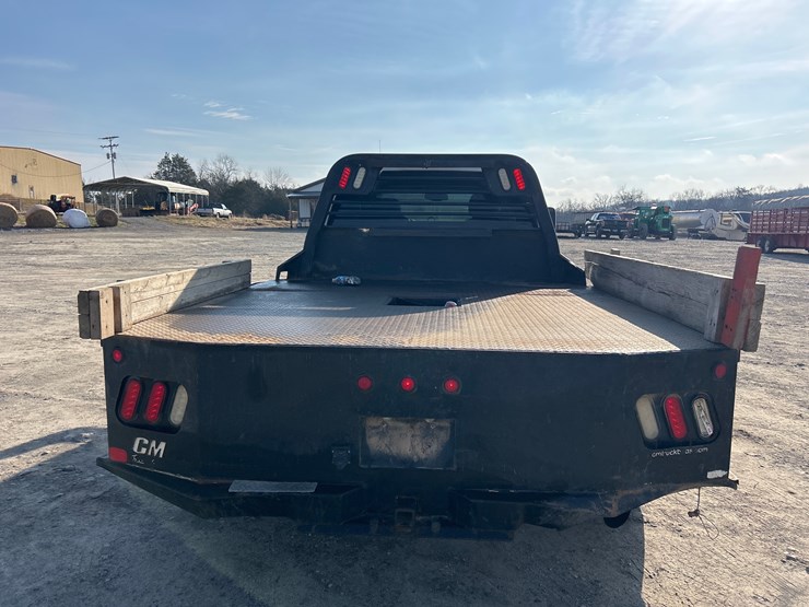 2008-chevrolet-3500-image-5