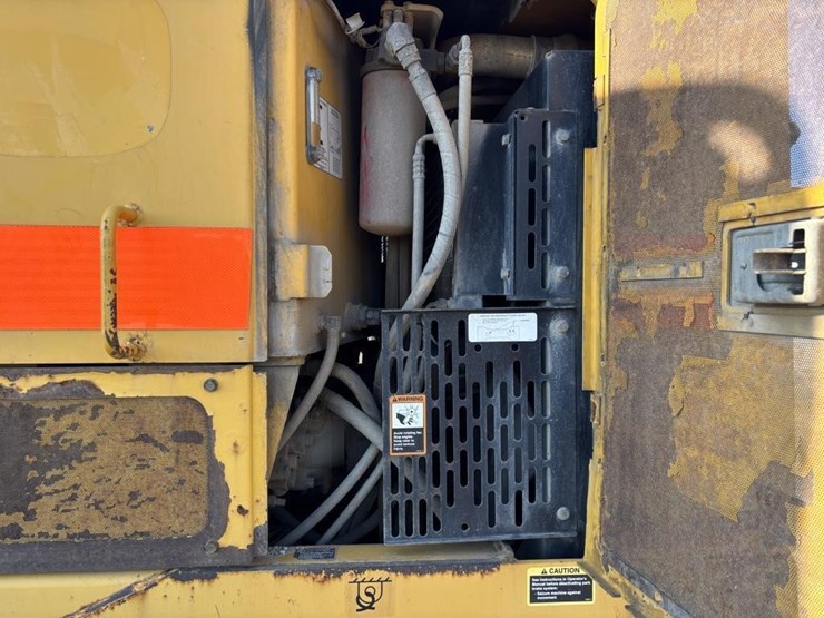 2008-deere-772d-image-67